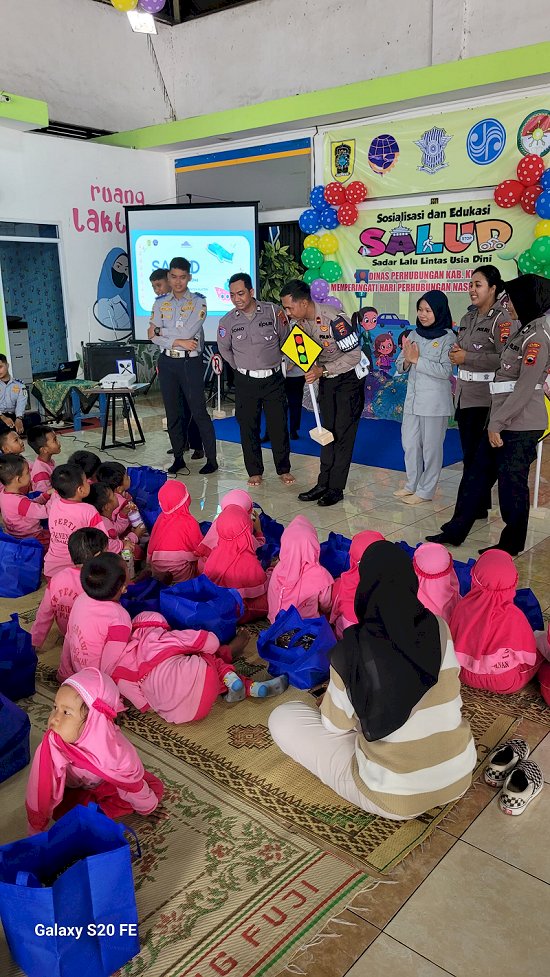 Sadar Lalu Lintas bersama TK Pertiwi Prambanan