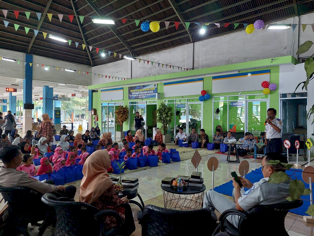 Sadar Lalu Lintas bersama TK Pertiwi Prambanan