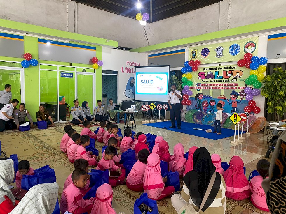 Sadar Lalu Lintas bersama TK Pertiwi Prambanan