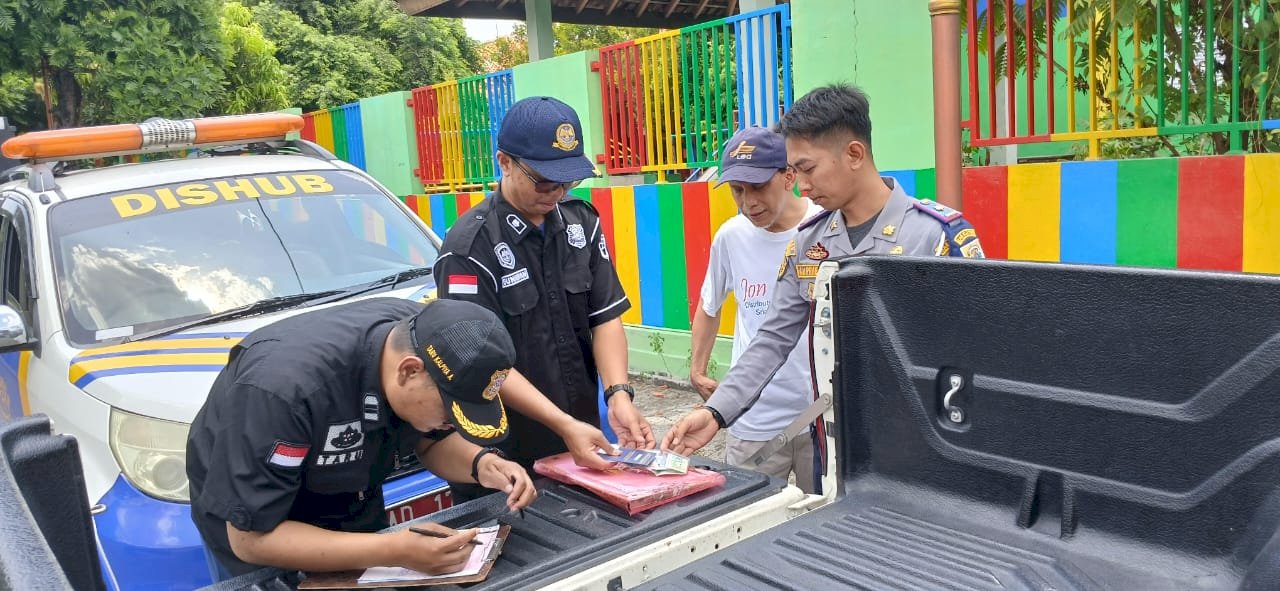 Truk Gol C dan Jalur Larangan