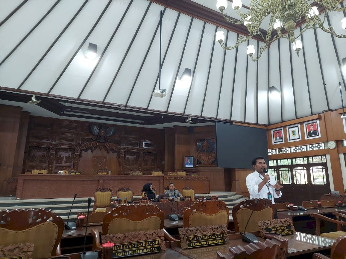 Rapat Evaluasi Pengelolaan Pengaduan