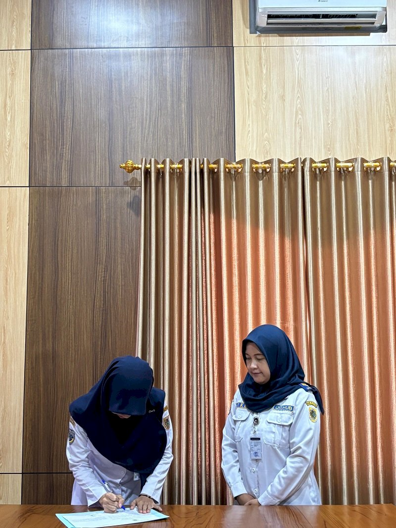 Penandatanganan Pakta Integritas Tahun 2025
