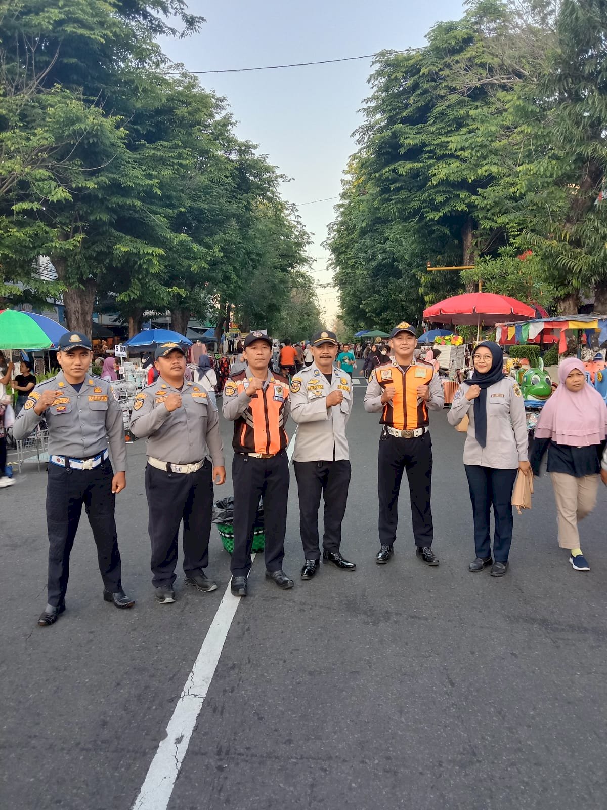 Car Free Day Klaten: Bupati Klaten Ikuti Senam Bersama Masyarakat