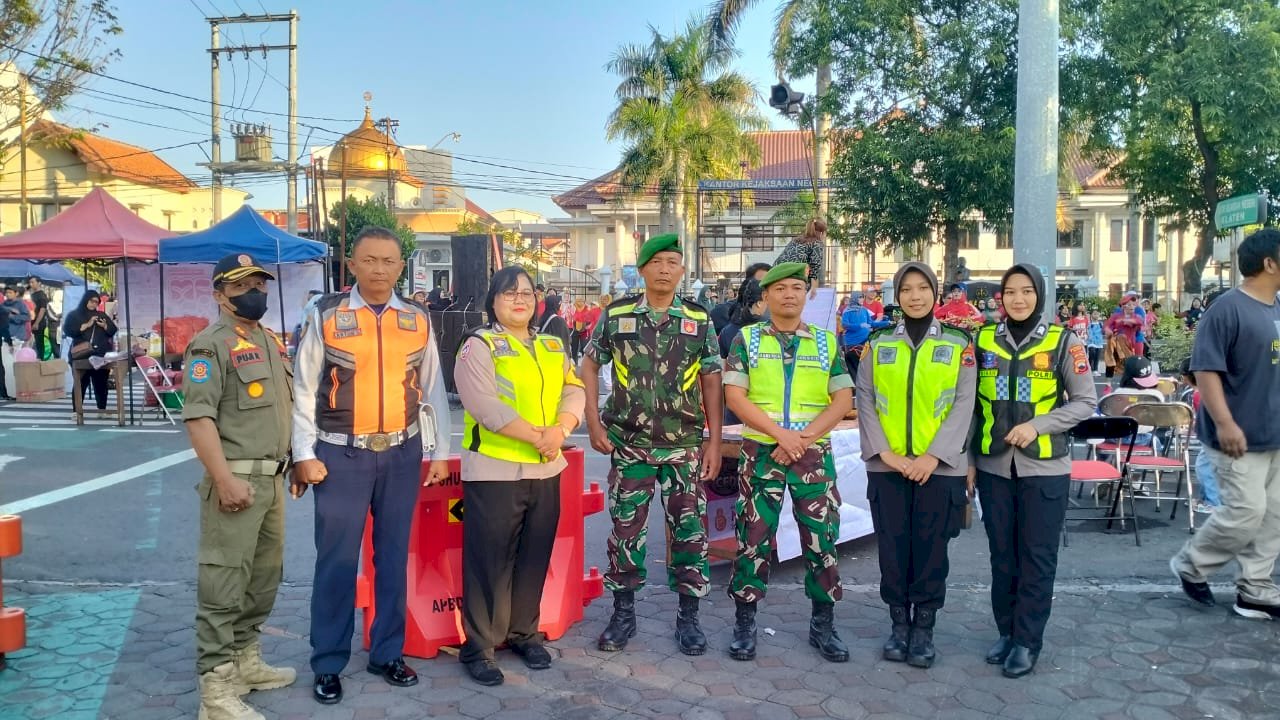 Car Free Day Klaten: Bupati Klaten Ikuti Senam Bersama Masyarakat