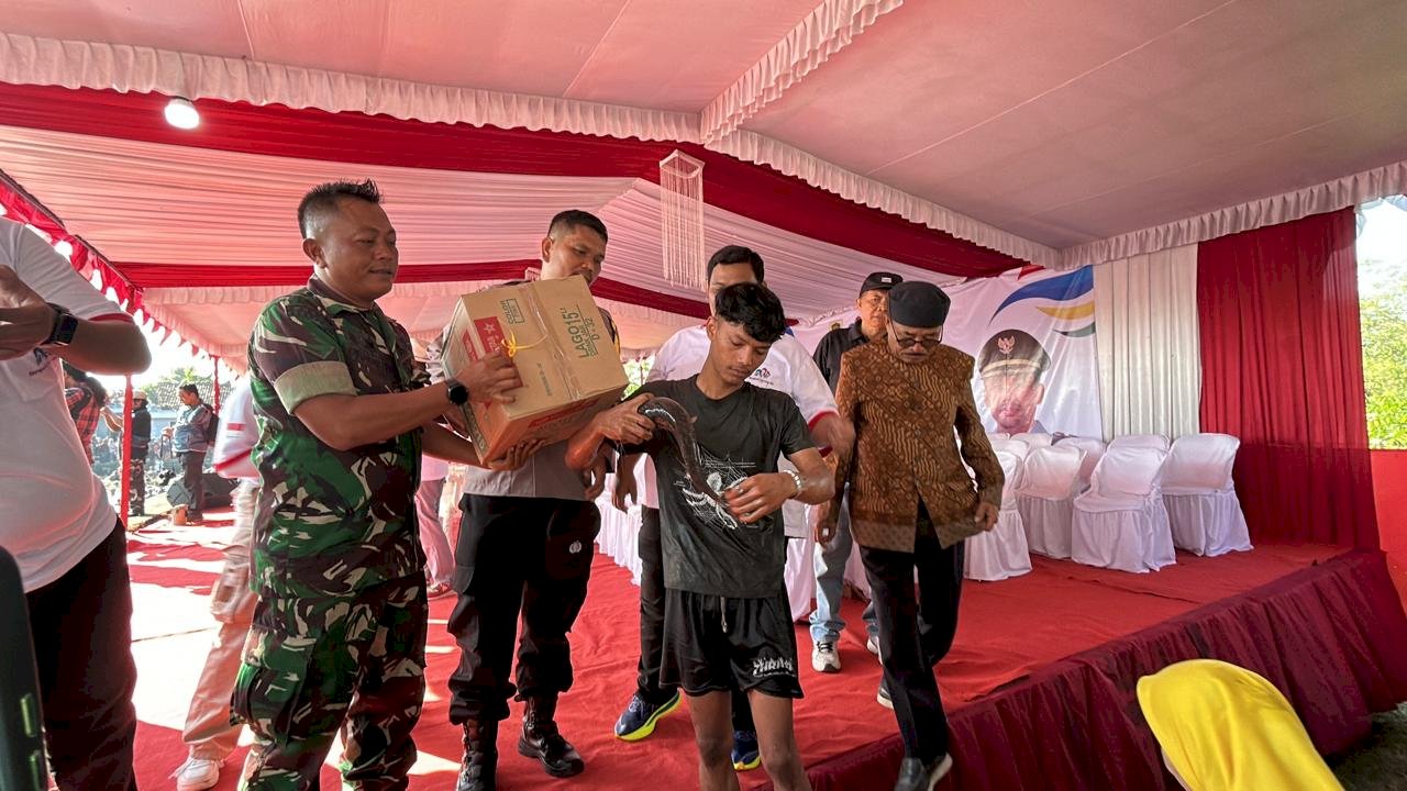Kepala Bidang Lalu Lintas Dishub Klaten Hadiri Festival Memet Ikan 2025