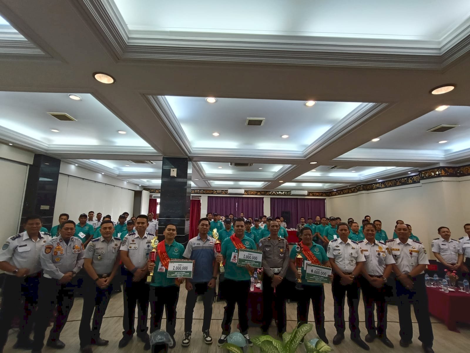 Kepala Bidang Angkutan dan Kasie AOBT Dishub Klaten Menghadiri Acara Pemilihan Abdiyasa Teladan Tingkat Provinsi Jawa Tengah Tahun 2025