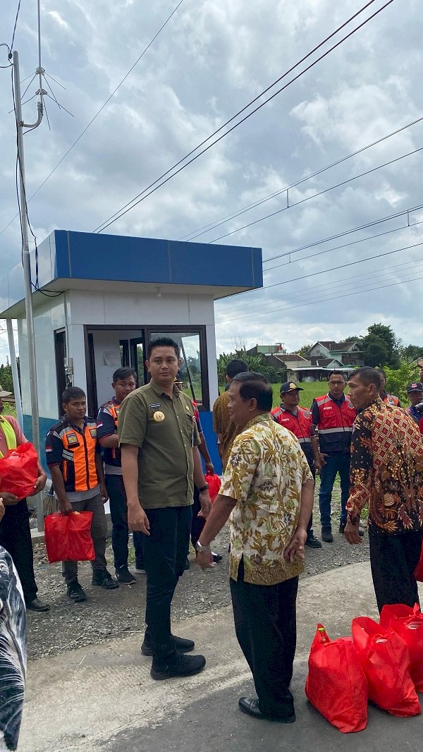 Kunjungan Bupati dan Wakil Bupati Klaten ke Palang Boto: Pengaturan Lalu Lintas dan Santunan untuk Petugas
