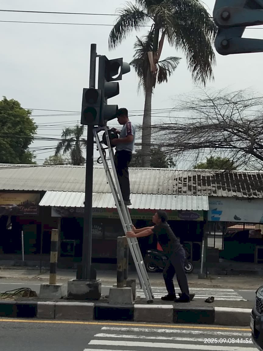 Dishub Klaten Responsif Tangani Aduan Traffic Light Pasar Delanggu Melalui LaporMasBup
