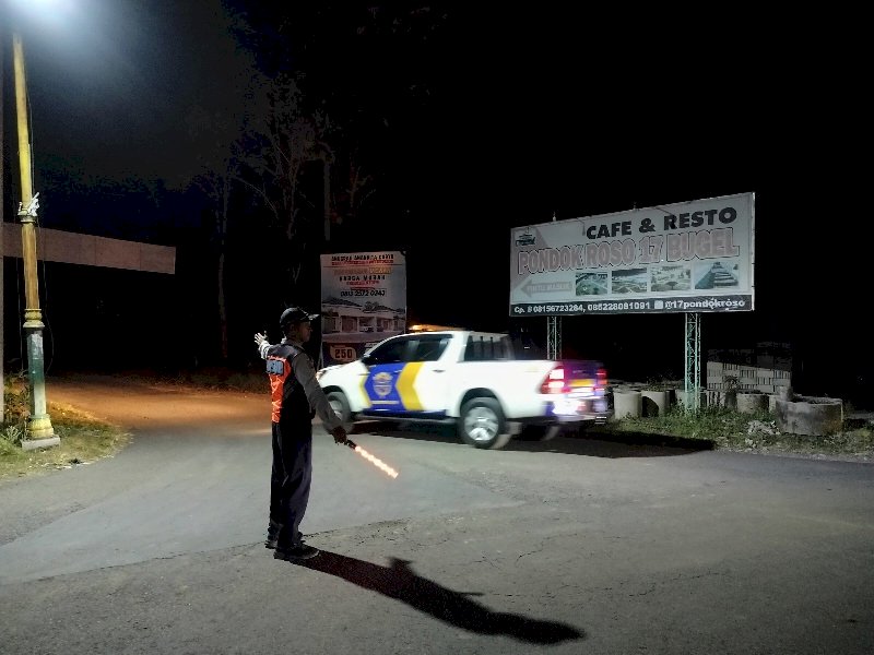 Malam Puncak Desamorfosis di Taman Nyi Ageng Rakit: Pengamanan dan Pengaturan Lalin Dinas Perhubungan Klaten Berlangsung Lancar
