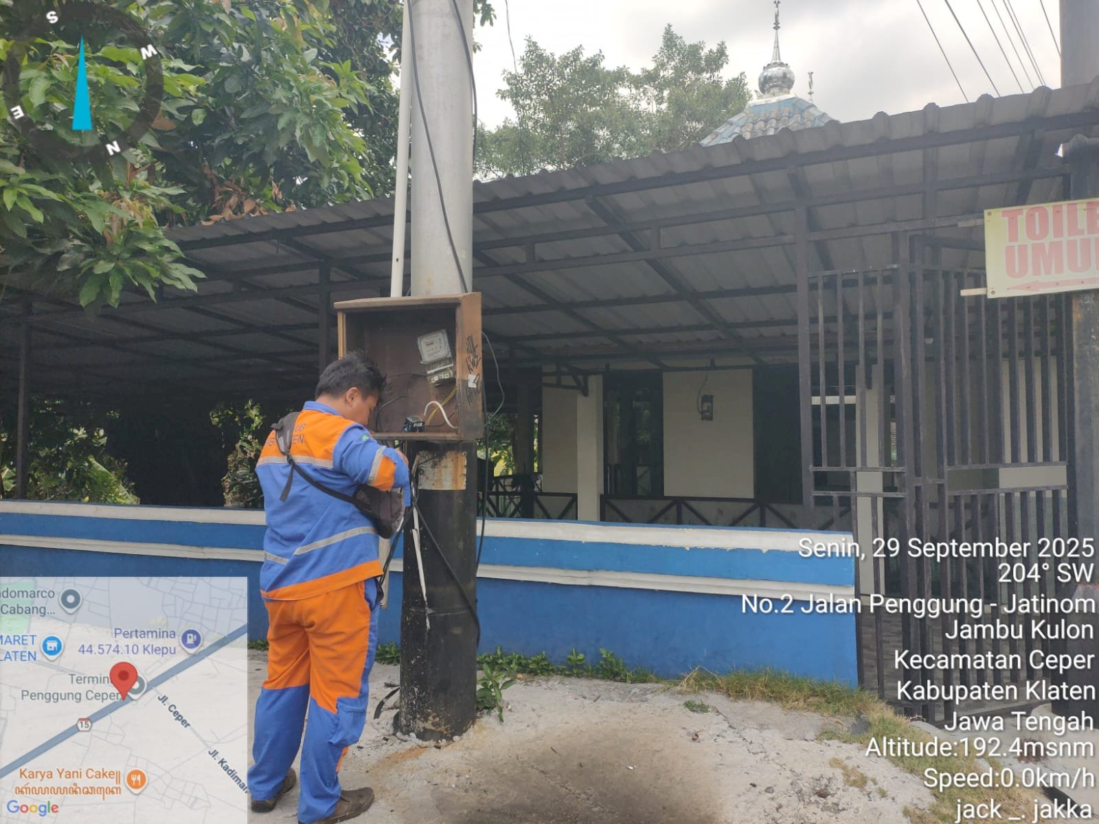 Tim PJU Dishub Klaten Responsif Tangani Gangguan Penerangan Jalan di Penggung**  *Aksi cepat tanggap dalam 24 jam memastikan keamanan dan kenyamanan pengguna jalan ruas Jogja-Solo