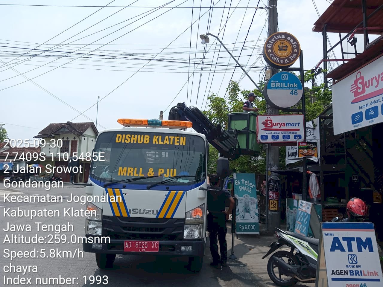 Kilatan Reparasi PJU: Jalan Gondangan–Srowot Hingga Tikungan Pasar Deli Kini Terang Benderang! 