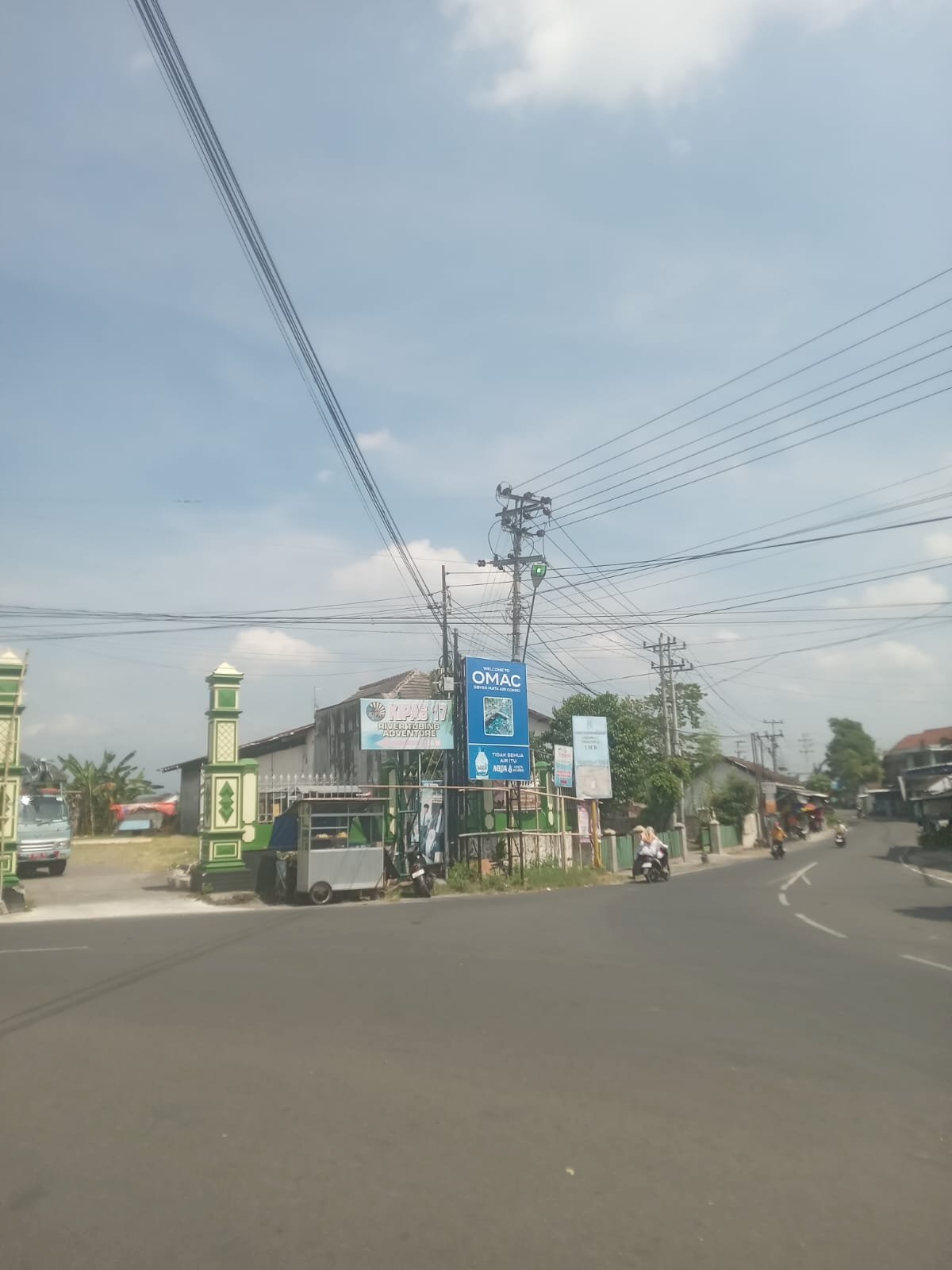 Kontactor Baru & Kabel PJU Anti Korosi di Samping Pasar Cokro Tulung: Lampu Jalan Kembali Nge-Glow! 