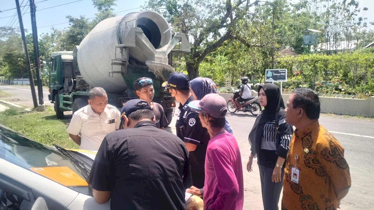Pengawasan Jalur Golongan C di Juwiring, 4 Kendaraan Ditindak