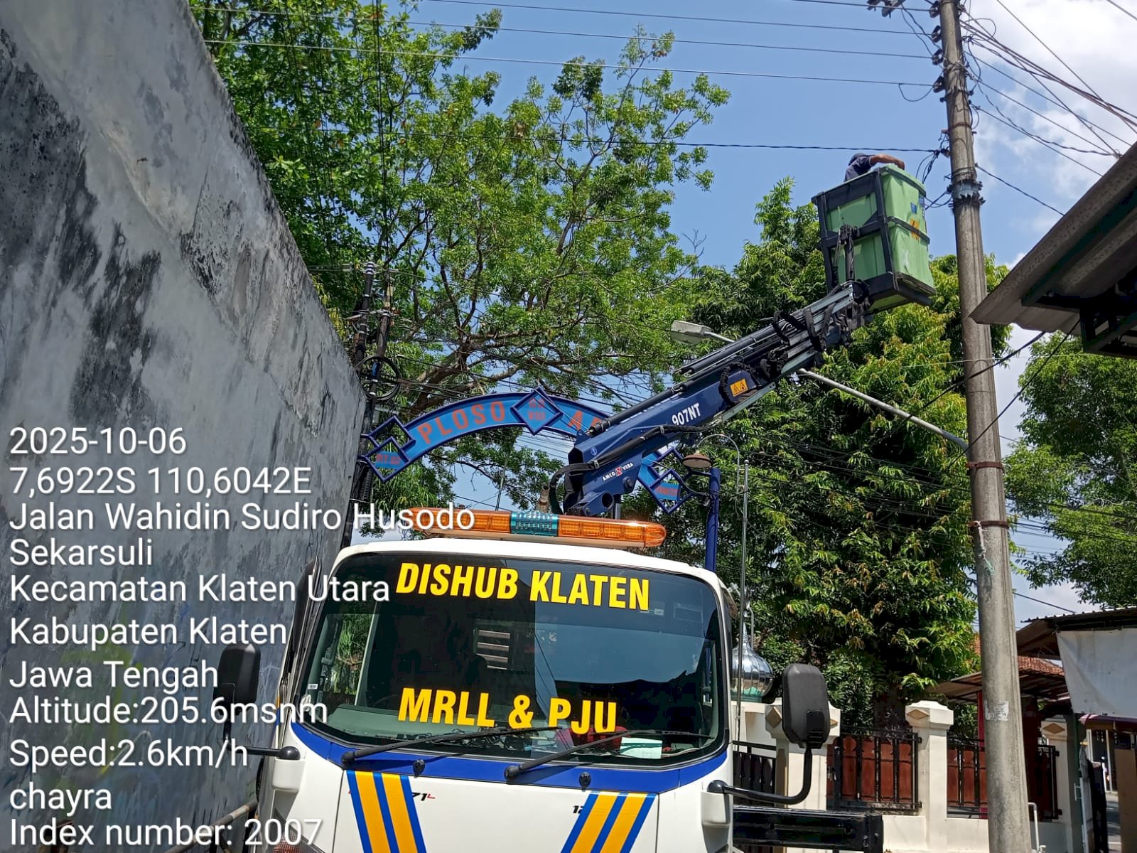 Dari Gelap ke Terang: Aksi Kilat Perbaikan PJU Ruas Bramen–SMK Leonardo