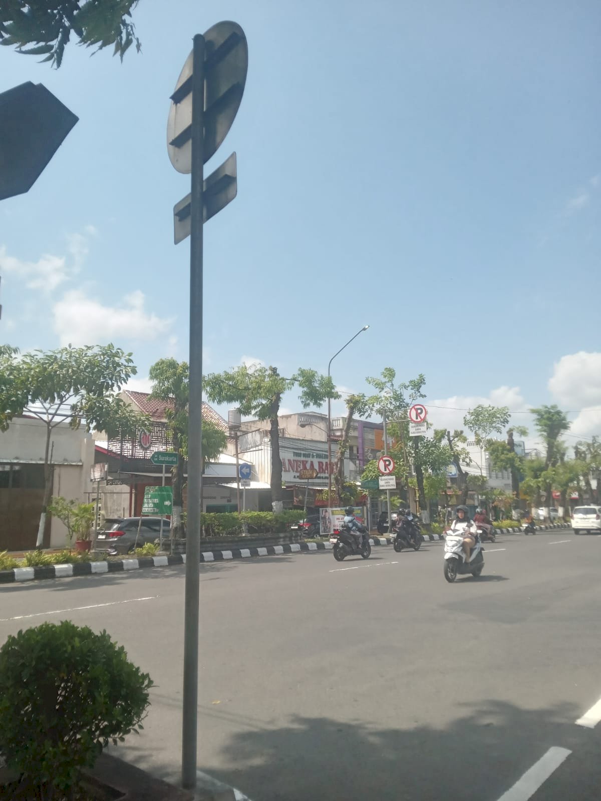 Sinar Baru PJU Jalan Veteran Kembali Mengudara