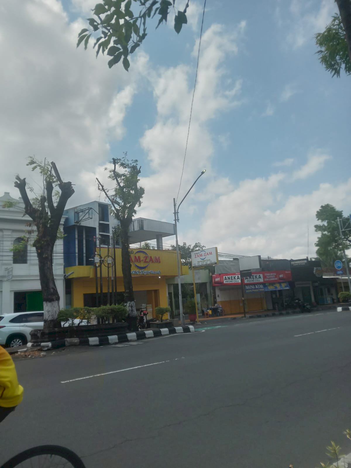 Sinar Baru PJU Jalan Veteran Kembali Mengudara