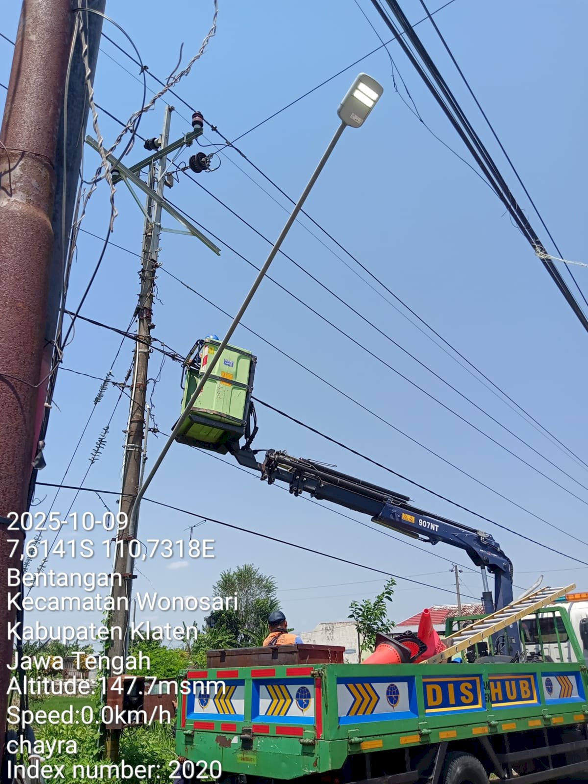 Panel PJU Diservis dan Kabel Putus Disambung, Jalan Pakis–Wonosari Kembali Terang
