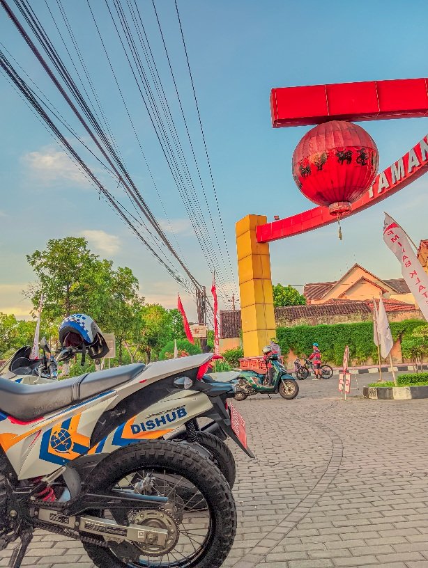 Bupati Klaten ‘Tancap Gas’ Gowes Bareng: PMI 80 Tahun, Warga Merapat!