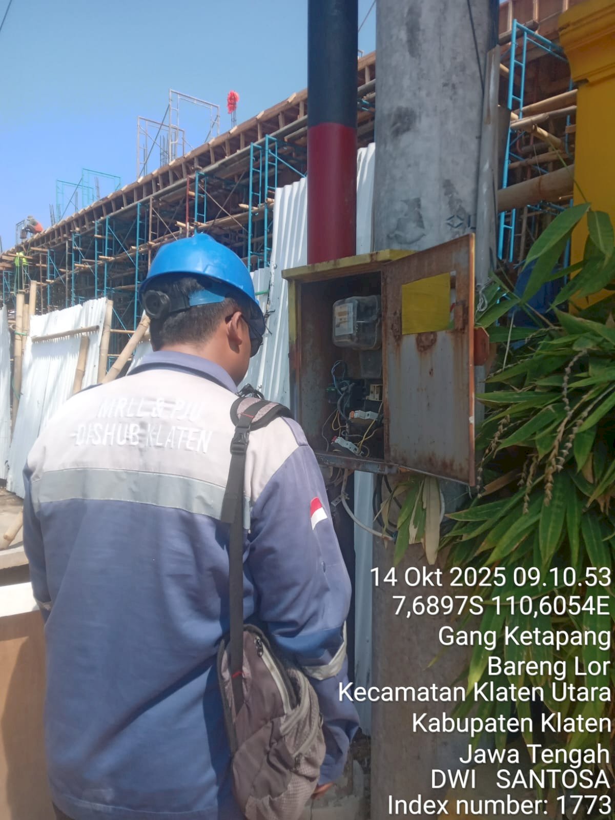 Servis Kilat di Samping Kantor Damkar Bikin Jalan Lebih Aman!