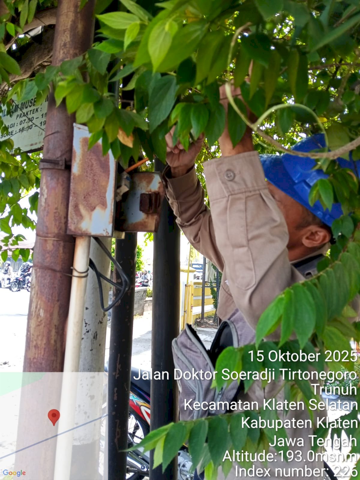 Cahaya Kembali! Servis Panel PJU Samping Kantor Golkar Klaten Selatan Kilat Bikin Jalan Aman