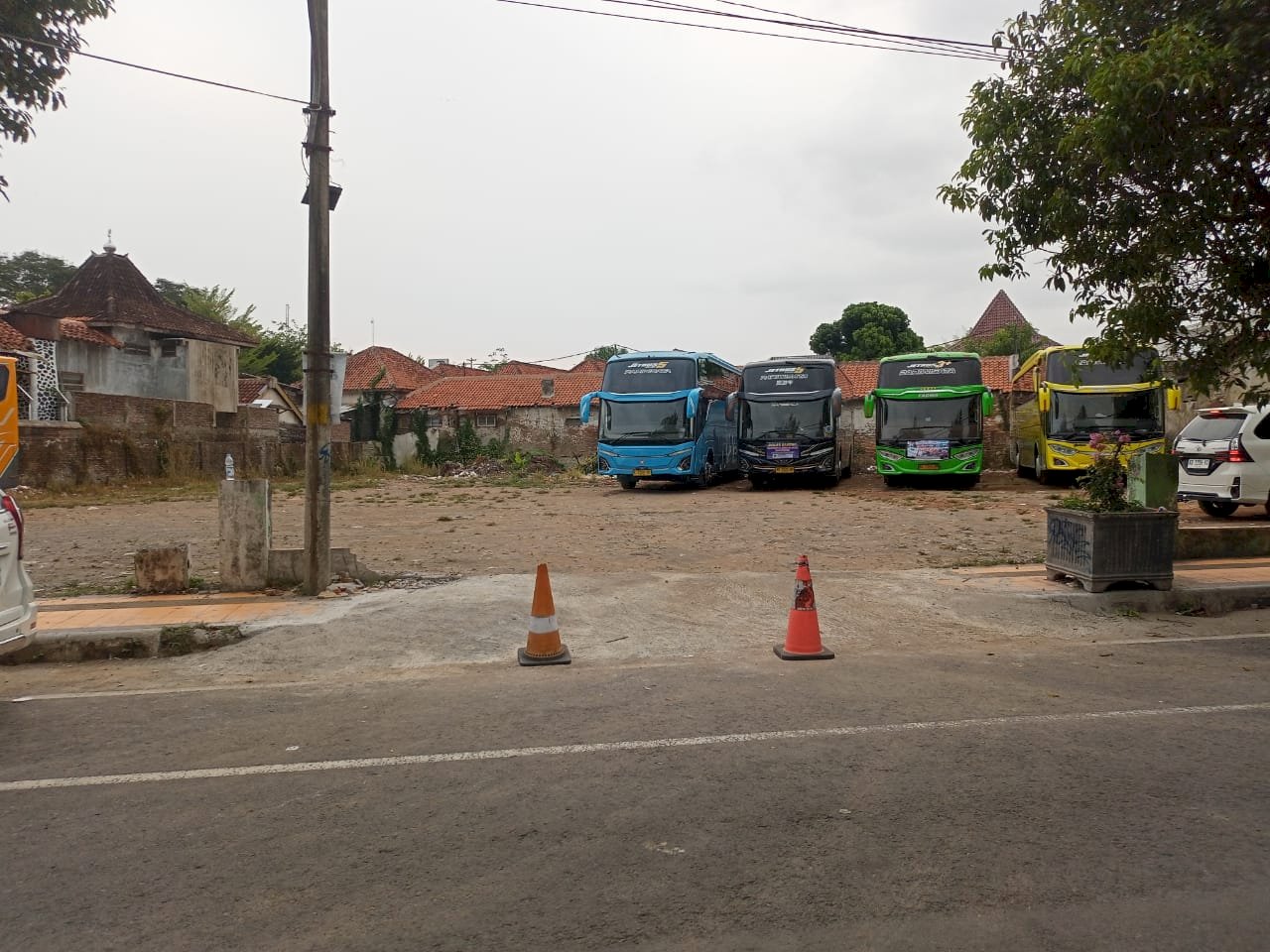 Bakso Idola Ramai Pengunjung! Tim Parkir Dishub Klaten Sigap Atur Lalu Lintas, Bebas Macet Sepanjang Hari
