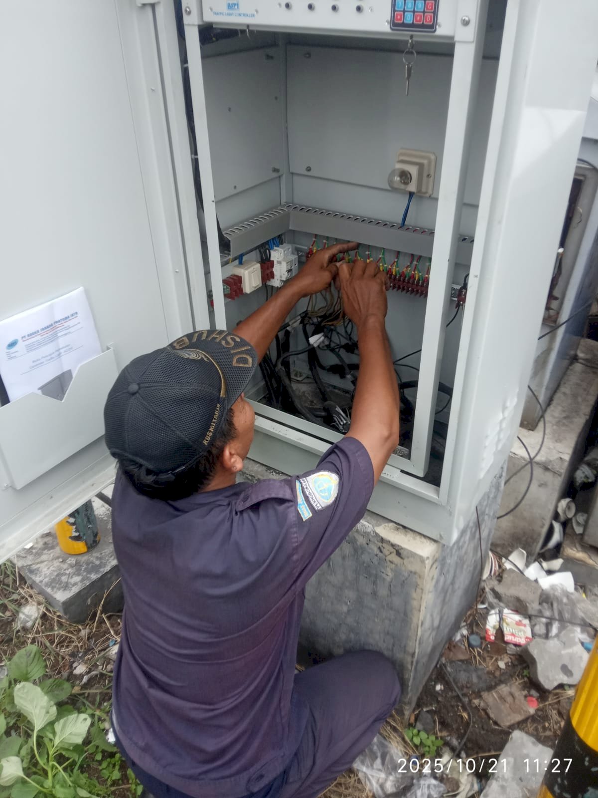Lampu Meredup, Rawan Kecelakaan? Dishub Klaten Gas Pol Perbaiki Traffic Light SP3 Tugu Pesu Wedi!