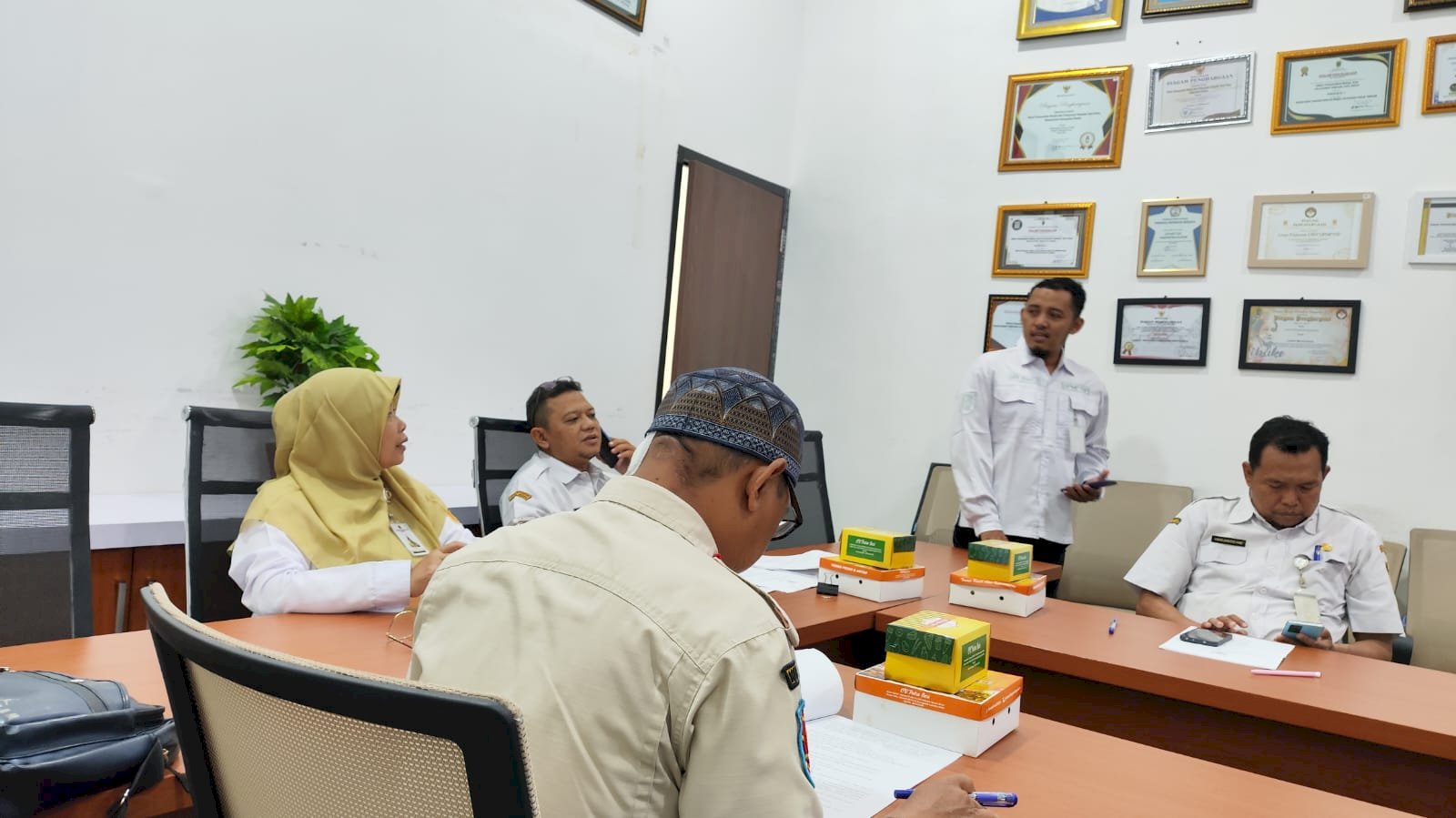 “Bupati Diminta Tegas! Dishub Klaten Bahas Jaminan Pembongkaran Reklame dalam Perbup”