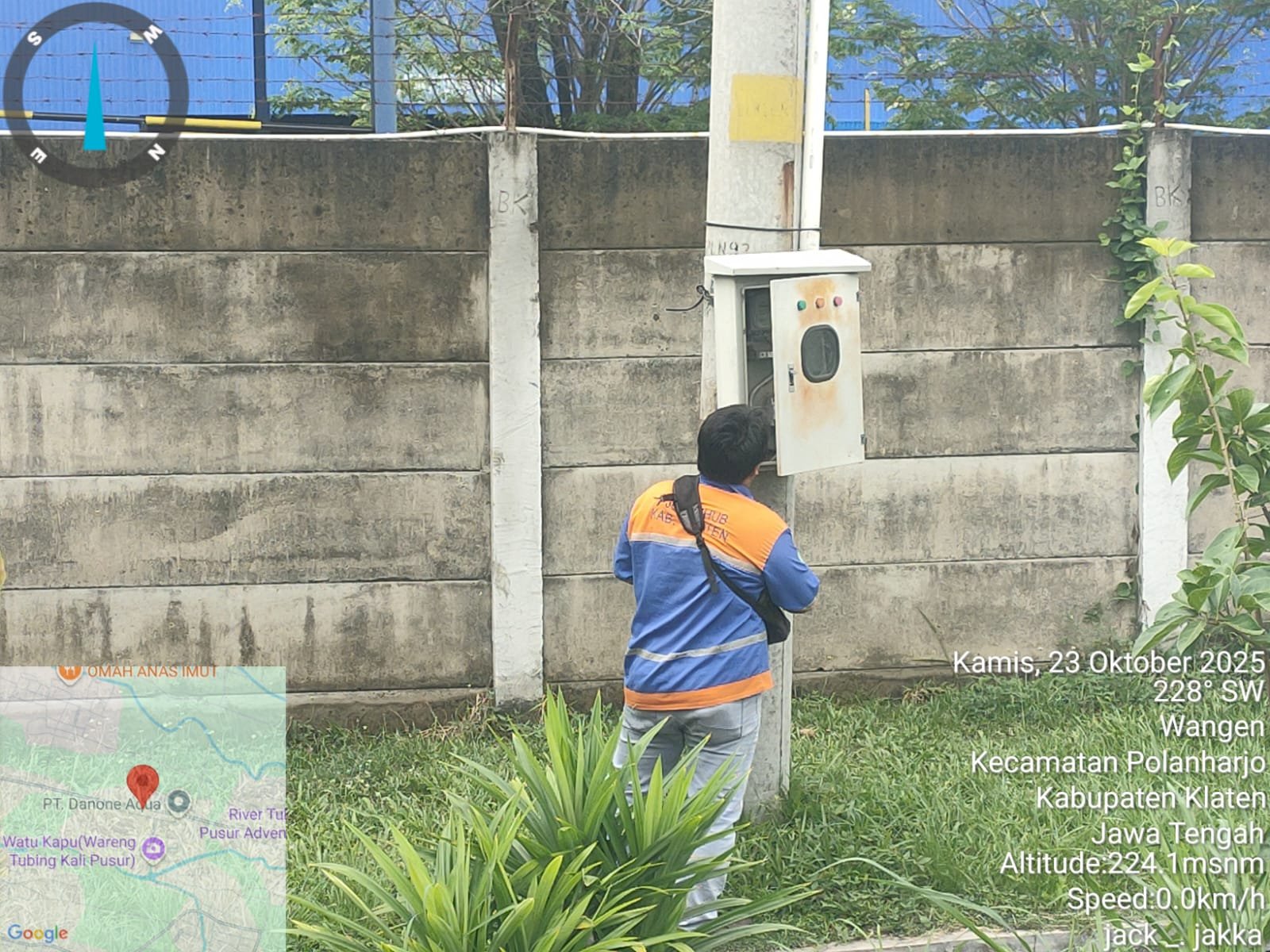 Respons Cepat Kerusakan PJU Ruas Cokro-Delanggu! Tim MRLL & PJU Perbaiki Kabel Putus dan Korosi Jaringan Listrik