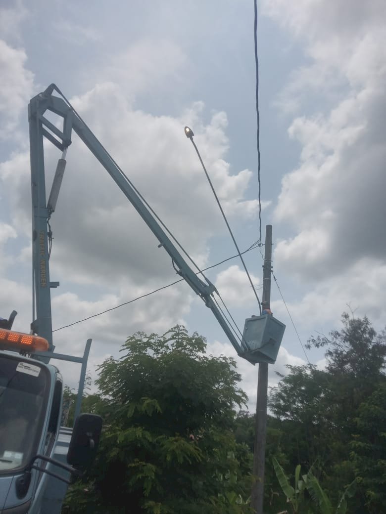 Tanpa Henti Melayani: Tim MRLL & PJU Dishub Klaten Beraksi Cepat Perbaiki Jaringan Putus di Jembatan Dompyongan Jogonalan!