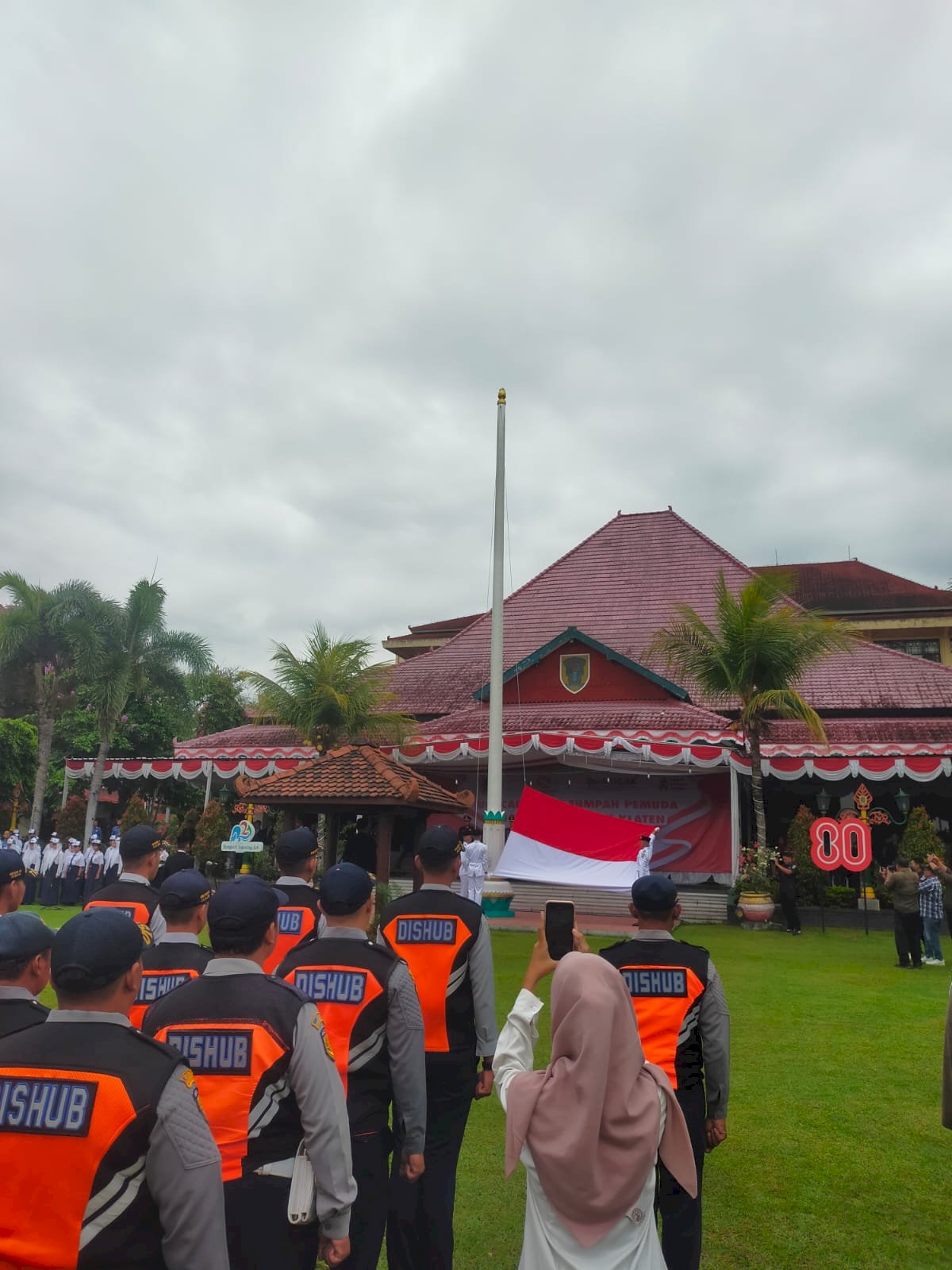 Semangat Sumpah Pemuda Menyala! 19 Personel Dishub Klaten Ikuti Upacara Bersejarah di Pendopo Kabupaten