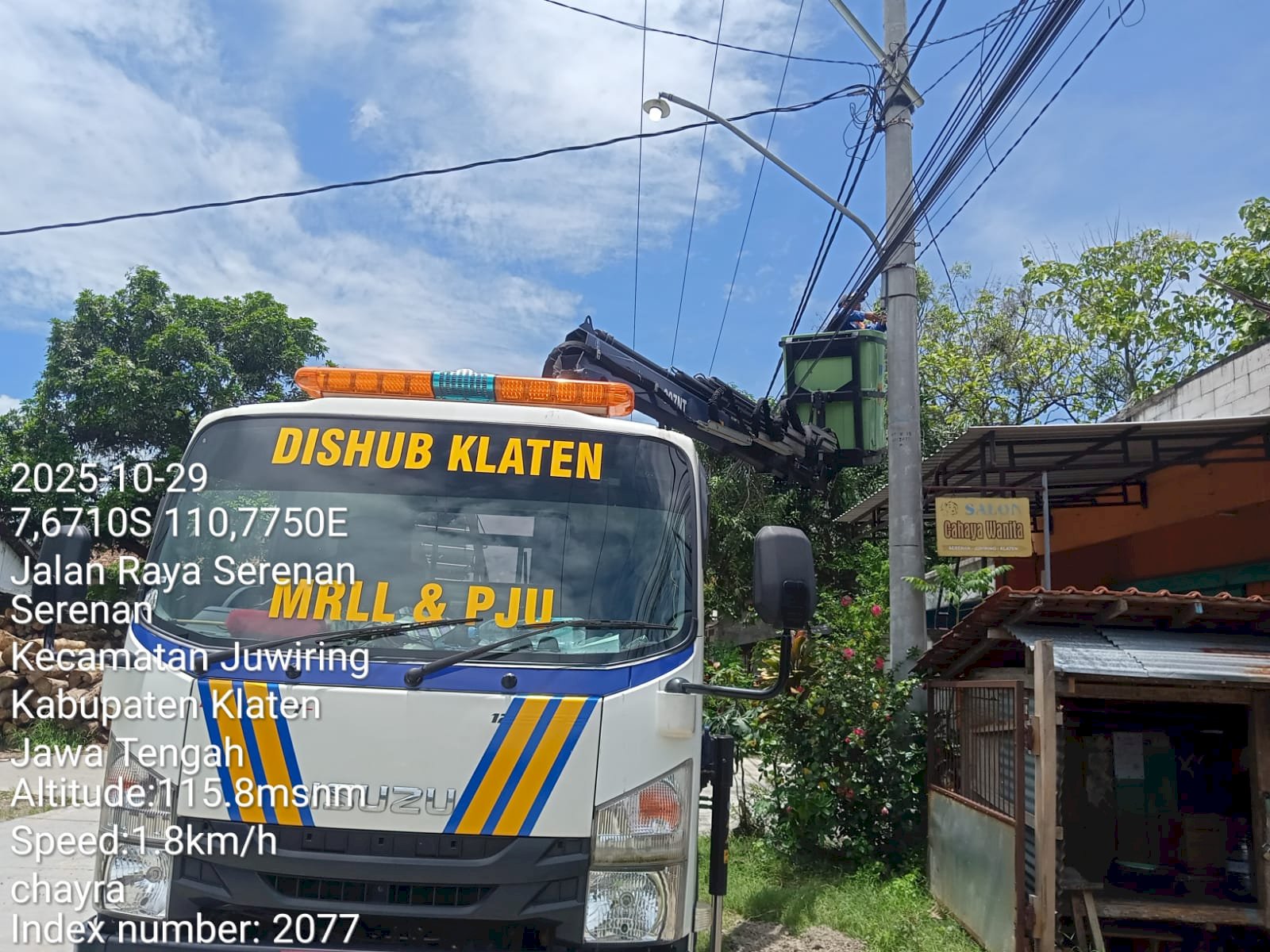 Terang Maksimal! Dishub Klaten Perbarui Seluruh Lampu Penerangan Jalan di Ruas Serenan