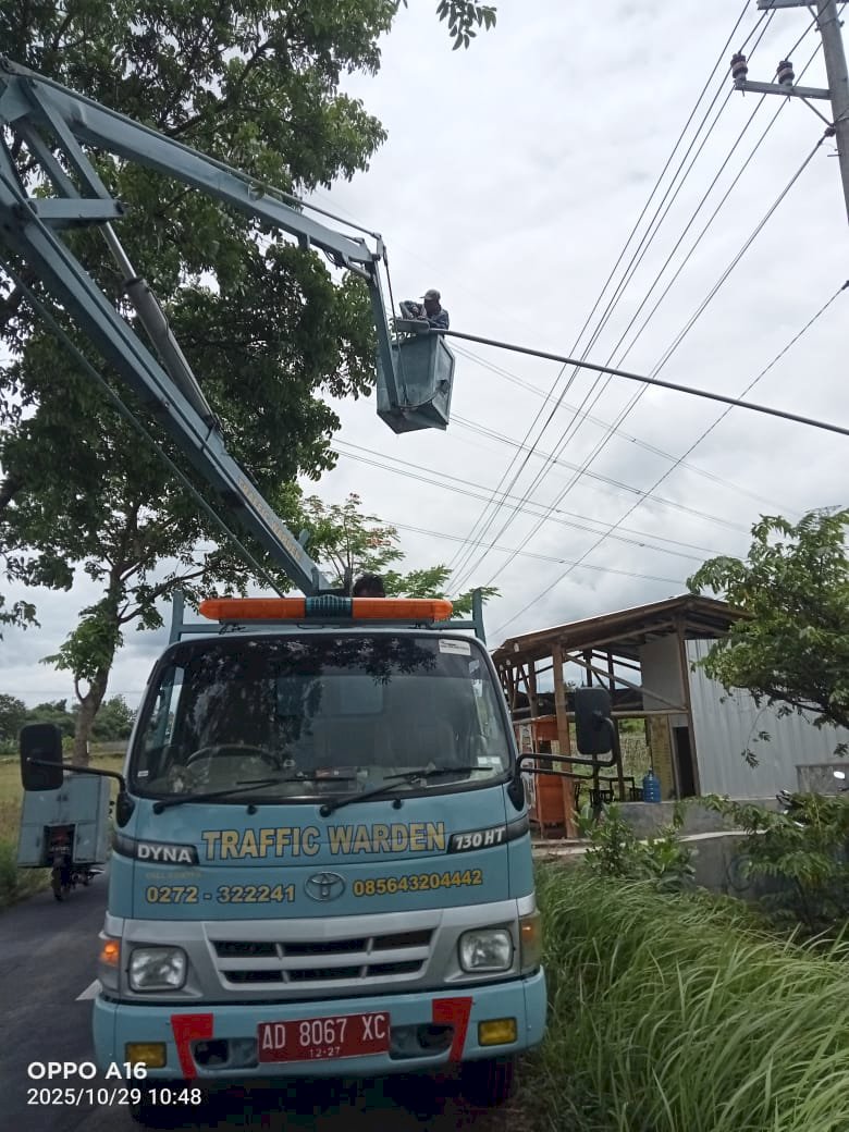 Terang Hemat! Dishub Klaten Upgrade Lampu LED 60W dan Perbaiki Jaringan Korosi di Ngawen-Drono
