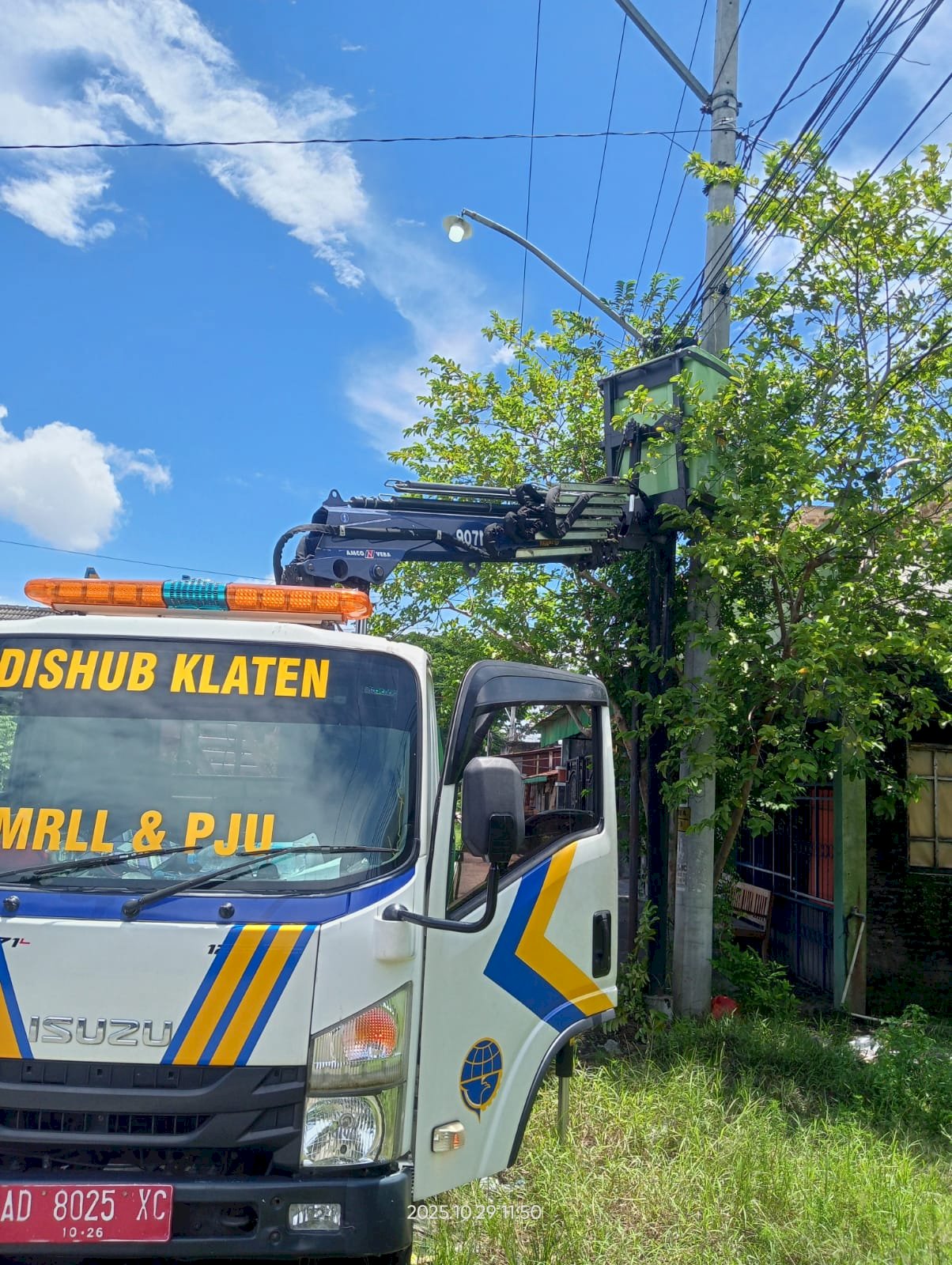 Terang Maksimal! Dishub Klaten Perbarui Seluruh Lampu Penerangan Jalan di Ruas Serenan