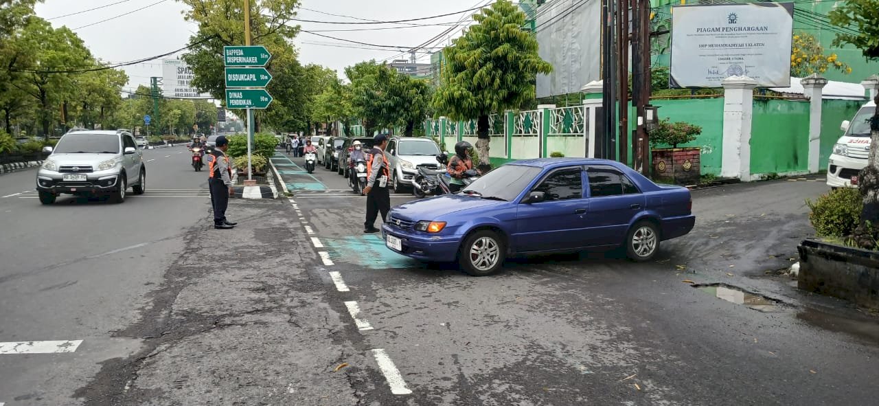 Keselamatan Lalin Terjamin! Dishub Klaten Sukses Kelola Traffic Management Acara HKN Jalan Sehat