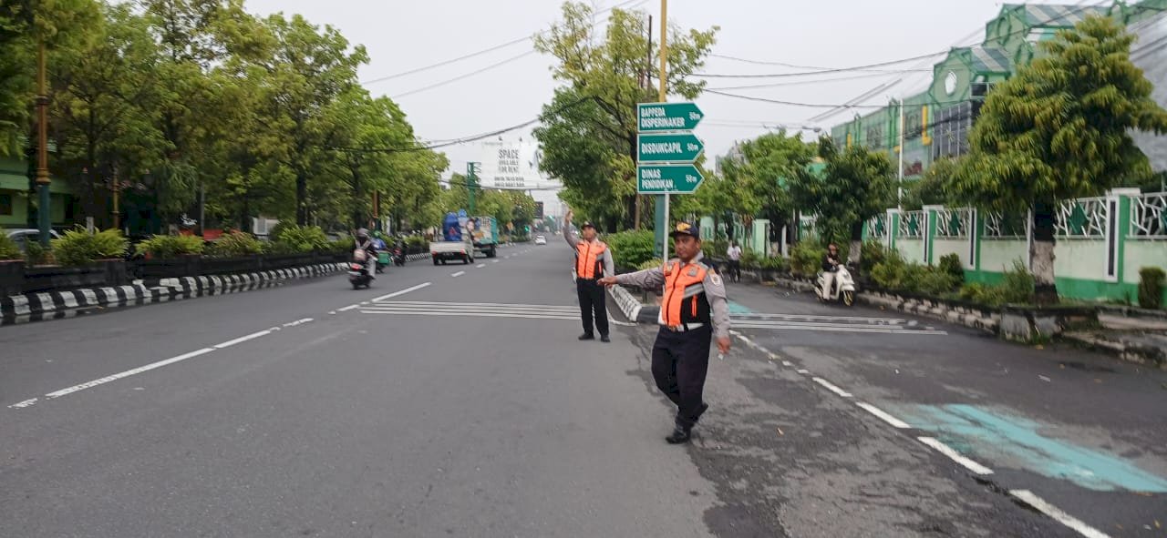 Keselamatan Lalin Terjamin! Dishub Klaten Sukses Kelola Traffic Management Acara HKN Jalan Sehat