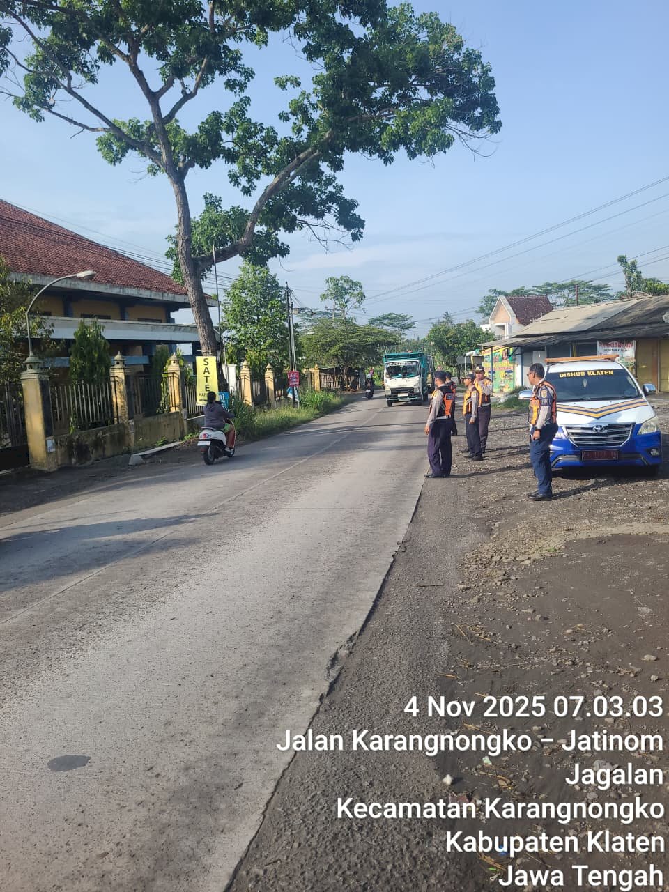 Dishub Respons Cepat: Penertiban Truk Tronton Berlebihan di Jalan Kelas III Karangnongko