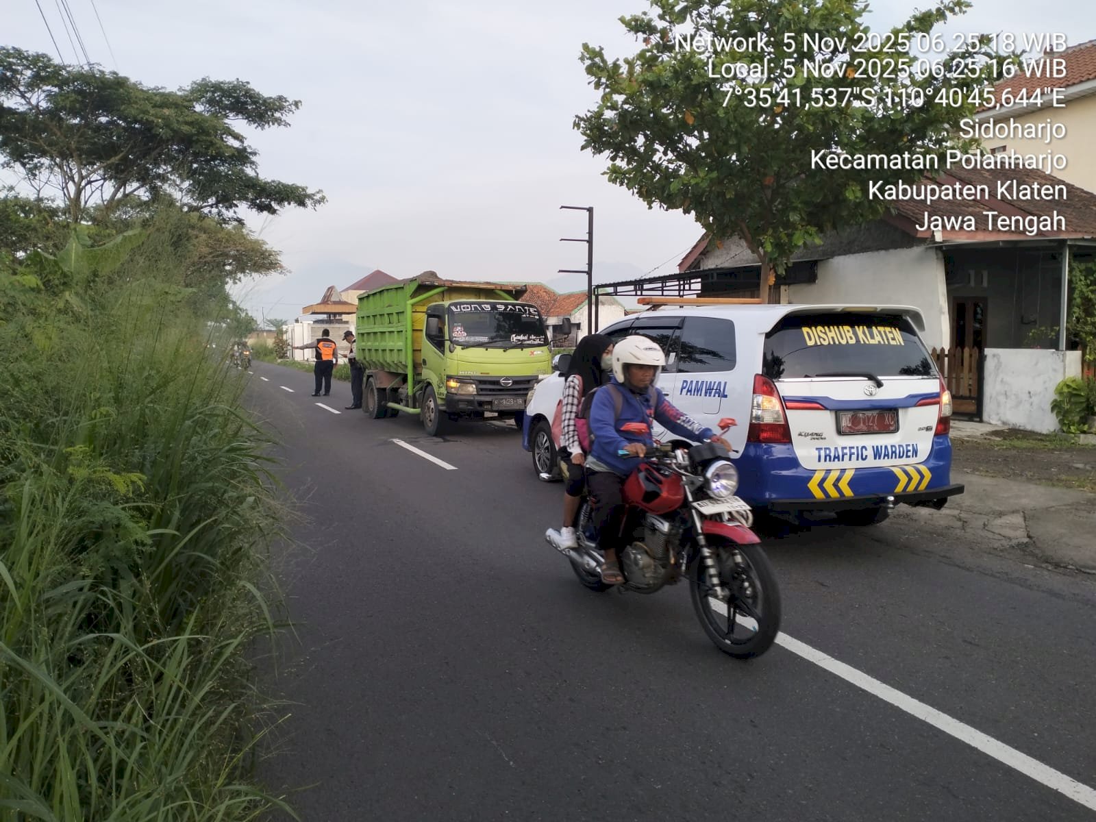 Operasi Tertib Jalan: Dinas Perhubungan Klaten Tegas Terhadap Truk Galian C yang Melanggar