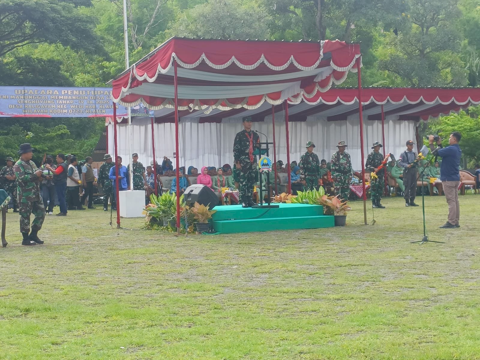 Komitmen Nyata: Personil Dishub Klaten Hadiri Upacara TMMD Sengkuyung THP IV di Desa Kali Gayam