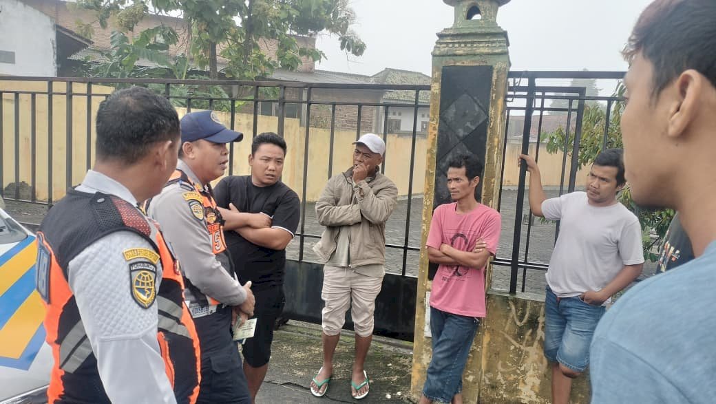 Responsif dan Proaktif! Dinas Perhubungan Tindak Tegas Truk Gol C di Ngupit-Karangnongko: 4 Armada Peringatan Tertulis