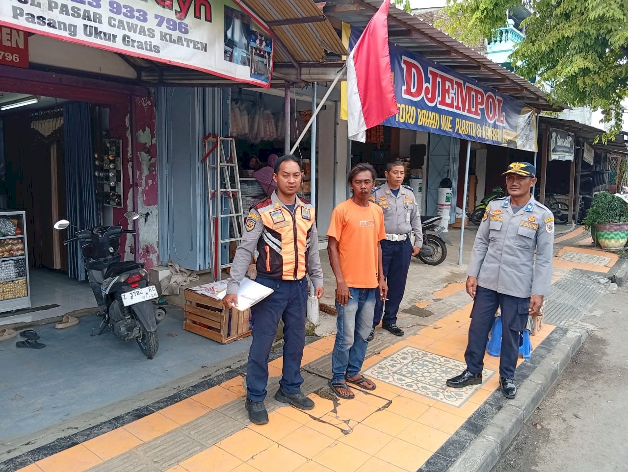 Pendataan Parkir Berjalan Mulus—Dinas Perhubungan Klaten Sisir 3 Kecamatan untuk Manajemen Parkir yang Lebih Tertib