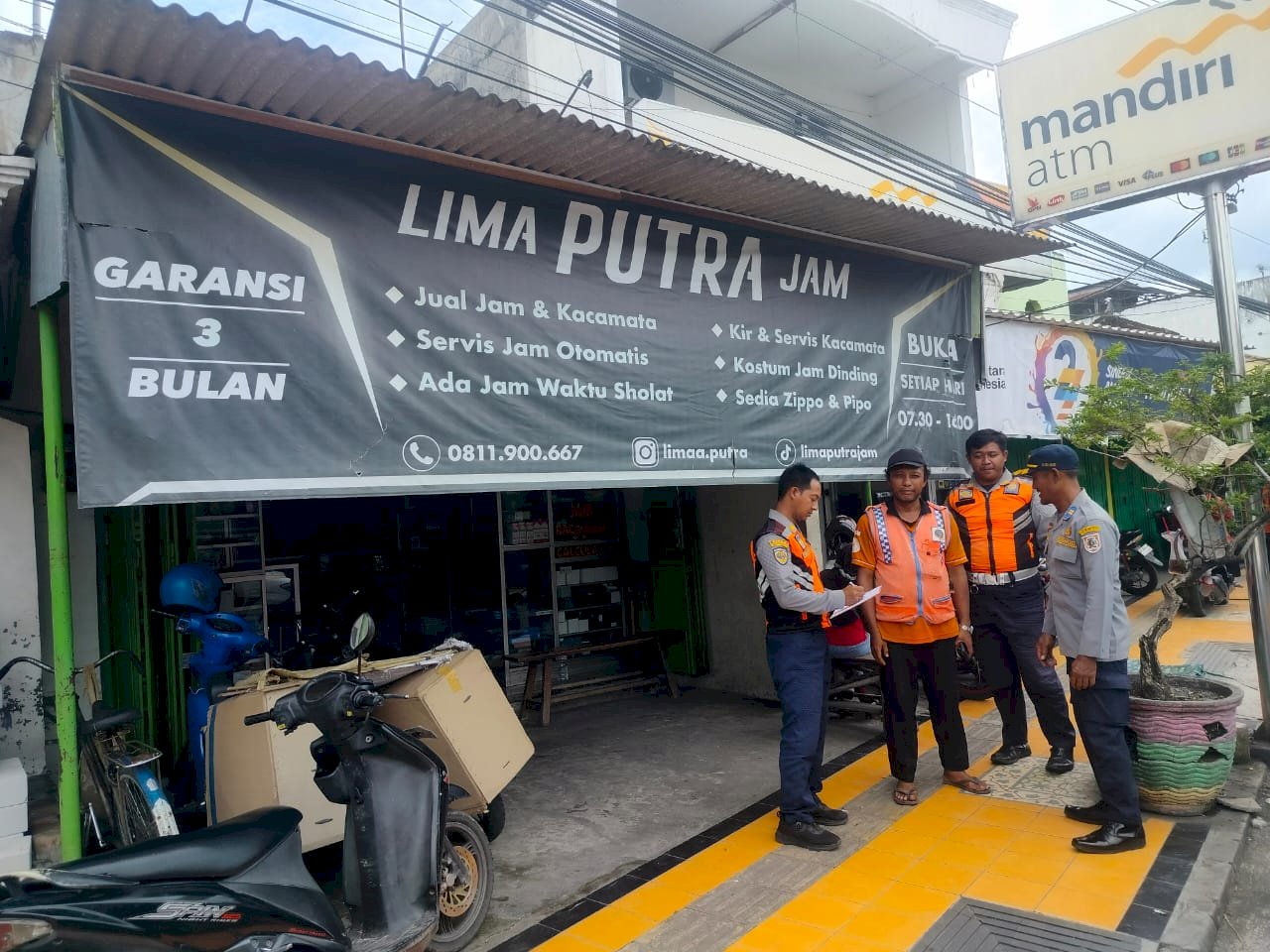 Pendataan Parkir Berjalan Mulus—Dinas Perhubungan Klaten Sisir 3 Kecamatan untuk Manajemen Parkir yang Lebih Tertib