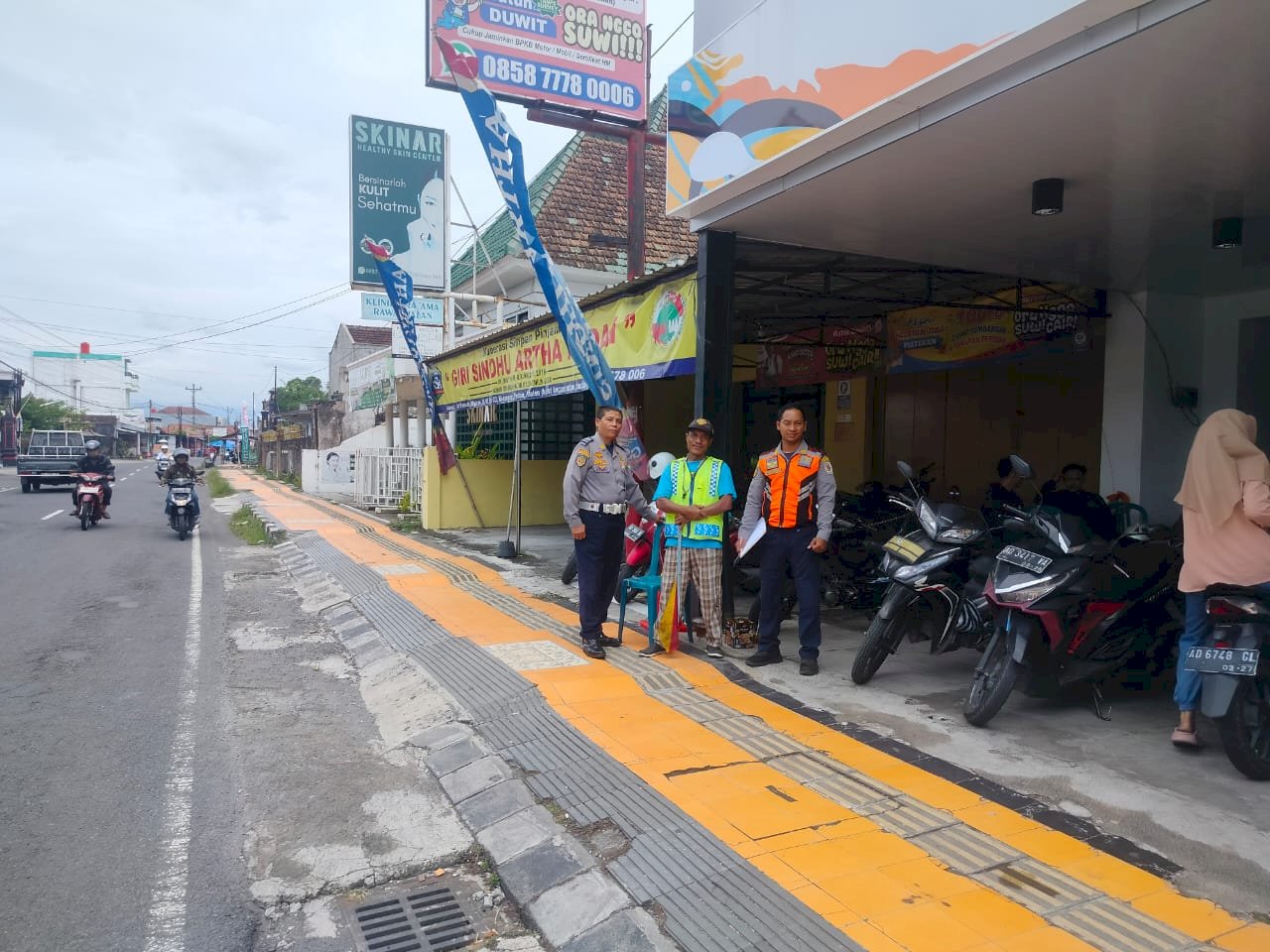 Pendataan Parkir Berjalan Mulus—Dinas Perhubungan Klaten Sisir 3 Kecamatan untuk Manajemen Parkir yang Lebih Tertib