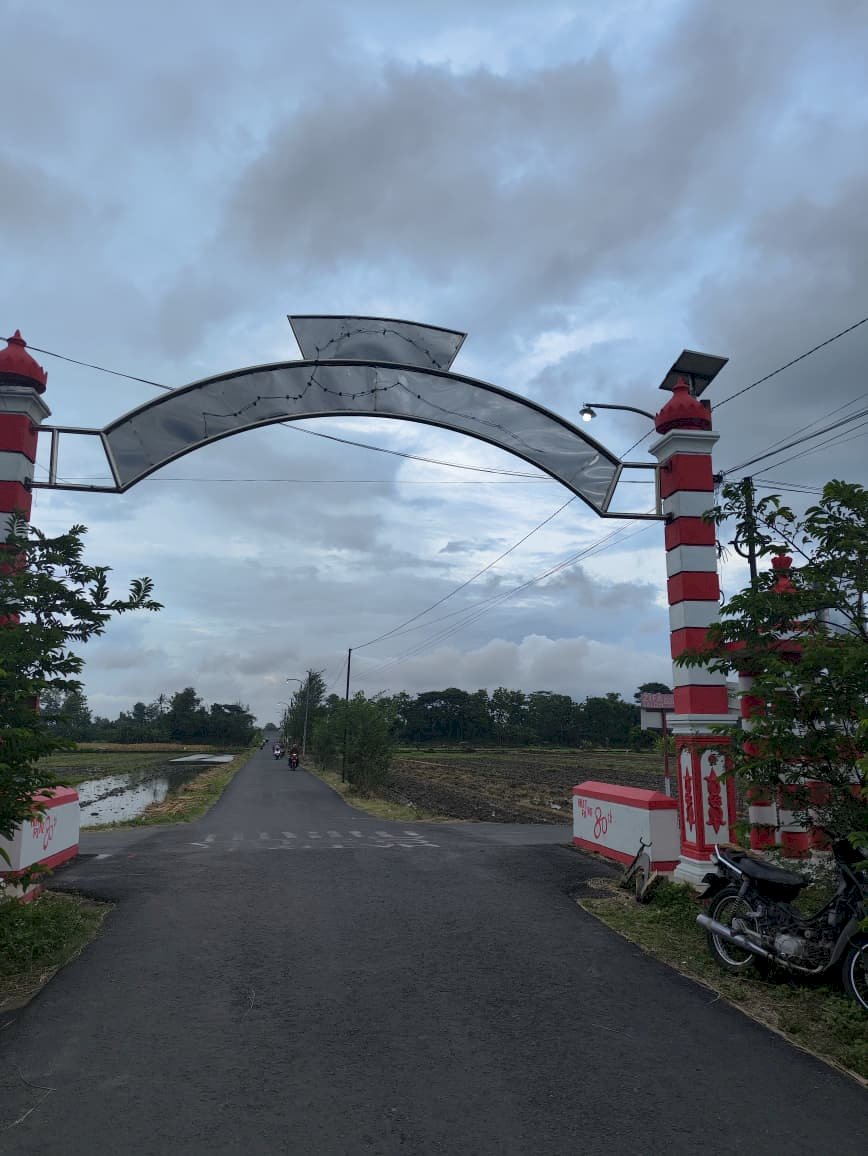 Terang Benderang! Tim PJU Selesaikan Penarikan Konversi Tenaga Surya Ruas Mlese-Ngandong-Serut dengan Pencapaian Sempurna 100%"