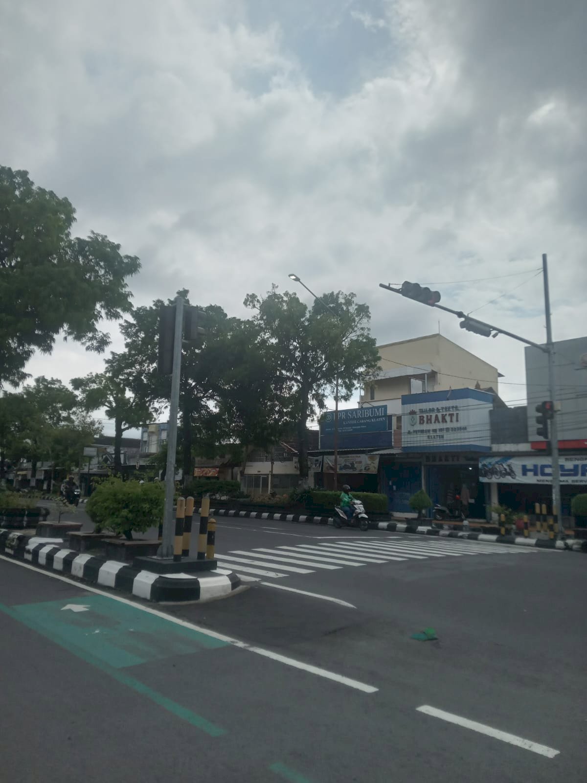 Serius Tangani Infrastruktur: Tim PJU Perbaiki KWH Meter dan Kabel Jaringan Korosi di Ngingas Kidul