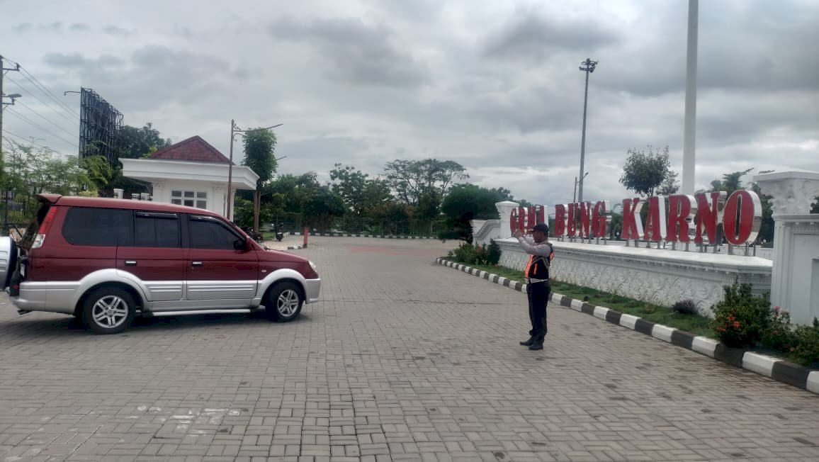 Pengaturan Lalu Lintas Presisi: Tim Dalops Wujudkan Acara Pernikahan di GBK Berjalan Lancar dan Aman