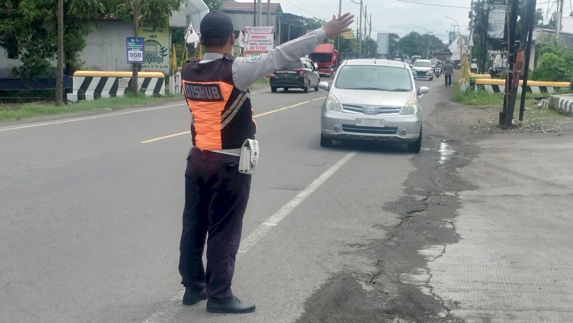 Pengaturan Lalu Lintas Presisi: Tim Dalops Wujudkan Acara Pernikahan di GBK Berjalan Lancar dan Aman