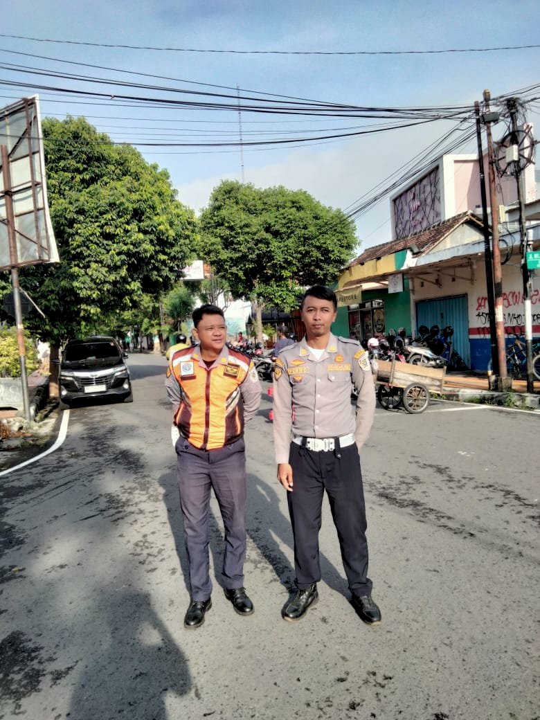Ratusan Masyarakat Klaten Padati CFD! Dinas Perhubungan Sukses Gelar 'Car Free Day' dengan Protokol Keselamatan Ketat dan Berbagai Aktivitas Seru