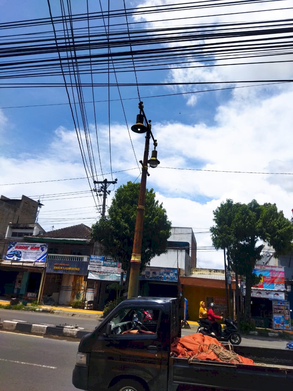 Meter Listrik Dikalibrasi Akurat, Tagihan Pelanggan Jadi Transparan - Tim PJU Dishub Service kWh Meter Jogja-Solo