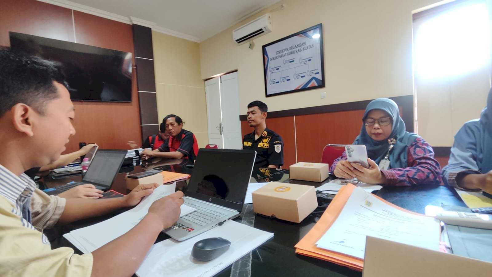  Penilaian SLF CV. Pelangi Advertising: Dishub Klaten Berperan Sebagai Tim Teknis dalam Sertifikasi Layanan Pemerintah