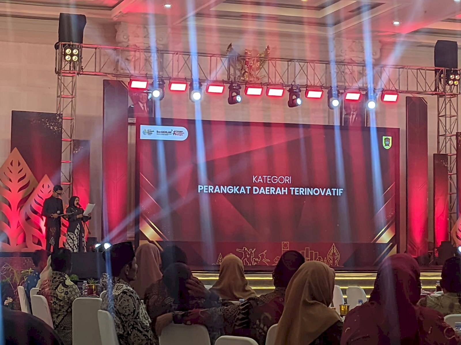 Dishub Raih Juara I & III Klaten Award 2025 - Inovasi SITARU SIMANUK ANAKBUS SITRACING